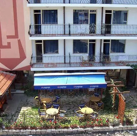 מלון Kalypso פרימורסקו